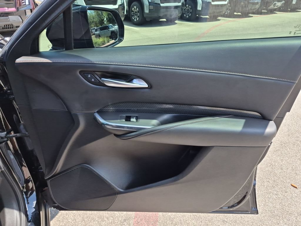 Used 2023 Cadillac XT4 Sport FWD image 39