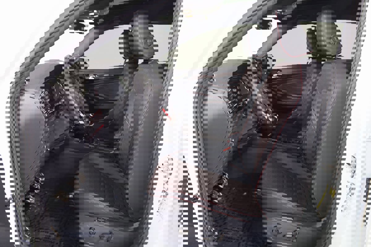 Used 2024 Volkswagen Jetta GLI Autobahn image 12