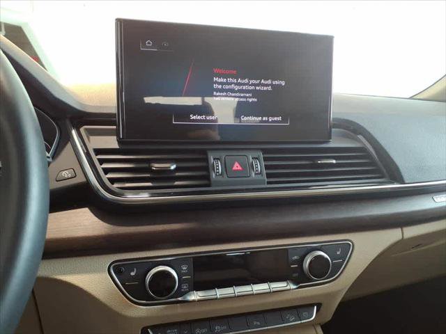 Used 2023 Audi Q5 2.0T Premium w/ Convenience Package image 13
