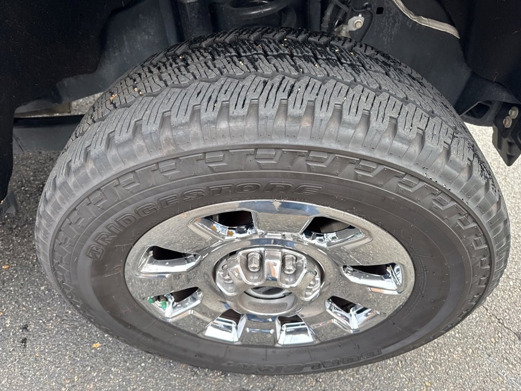 Used 2024 Ford F350 Lariat image 10