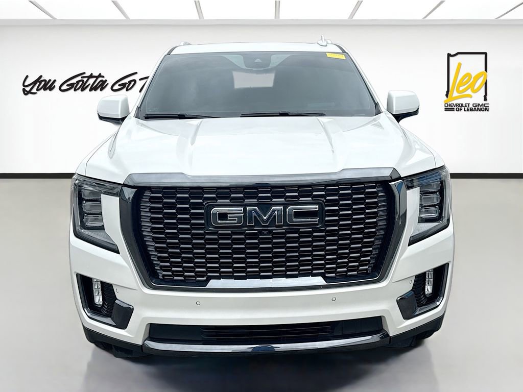 Used 2023 GMC Yukon Denali Ultimate AWD/4WD image 2