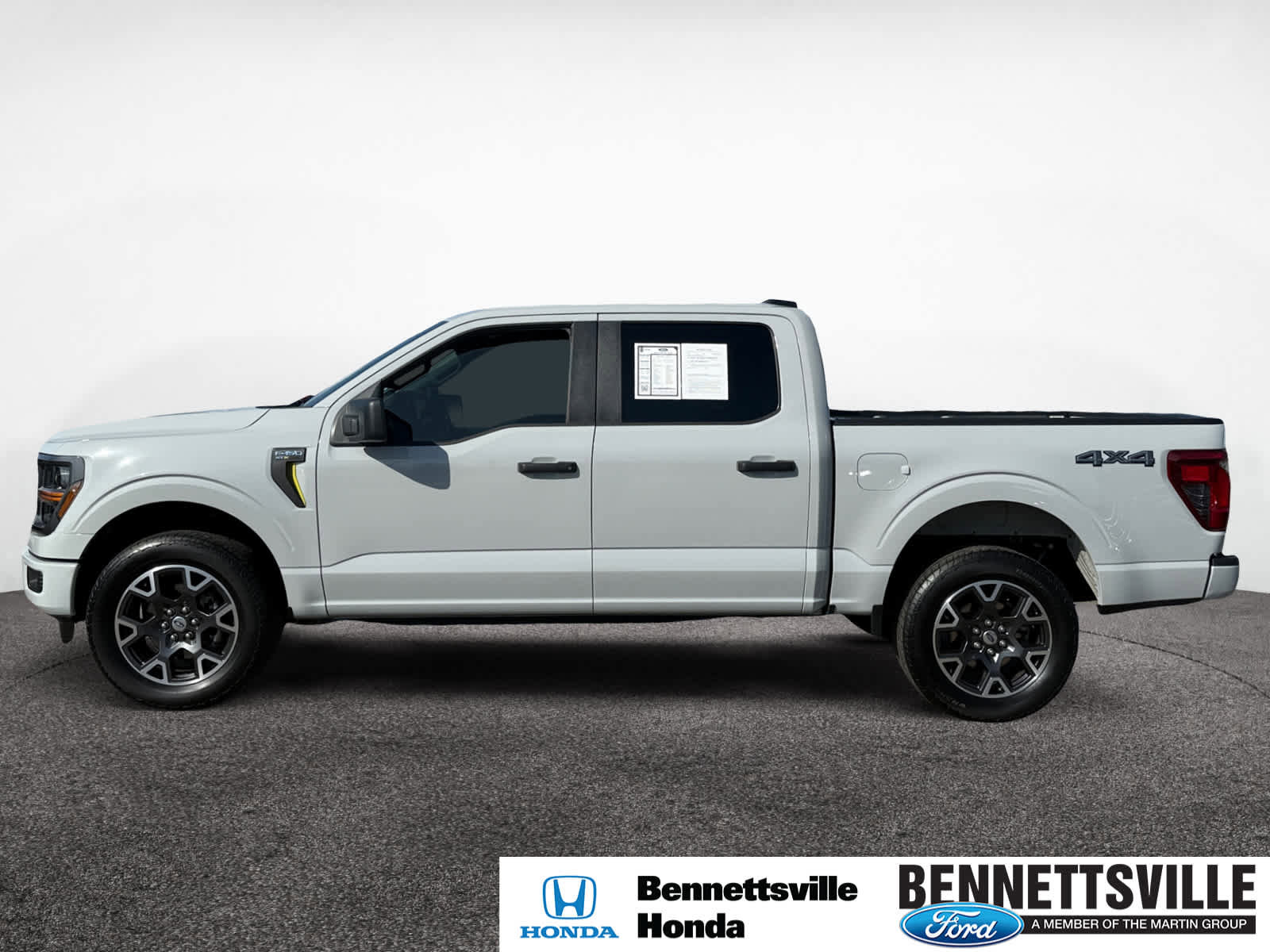Used 2024 Ford F150 STX image 2