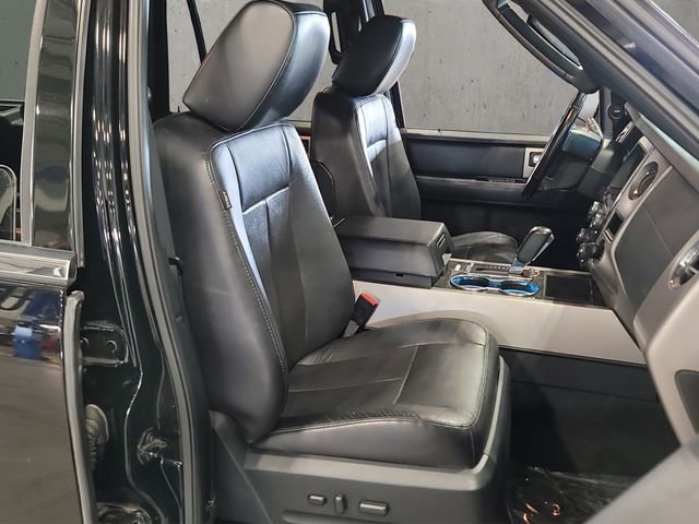 Used 2017 Ford Expedition EL Limited w/ Equipment Group 301A AWD/4WD image 43