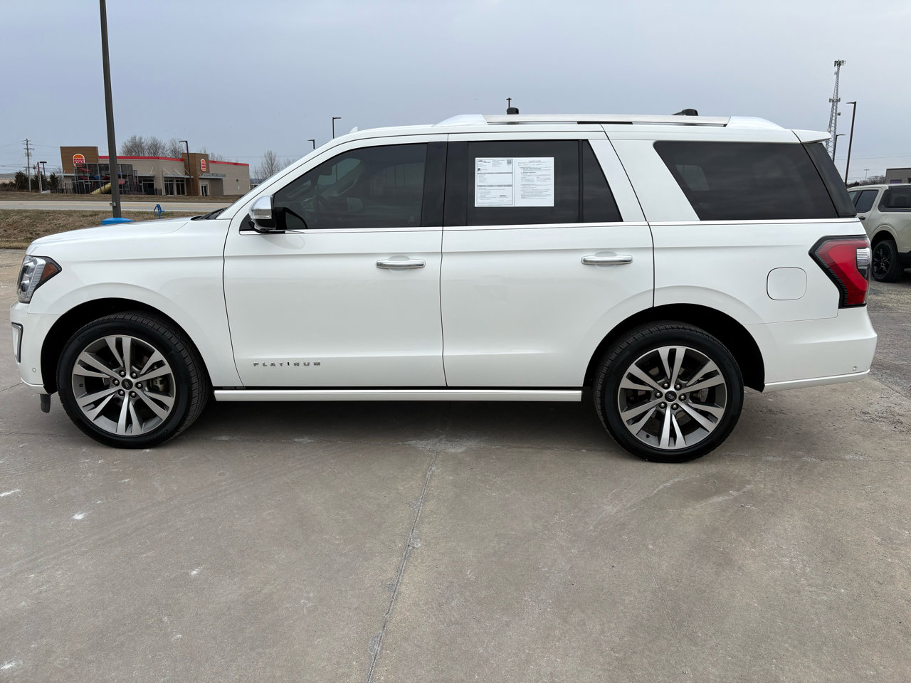 Certified 2020 Ford Expedition Platinum image 8