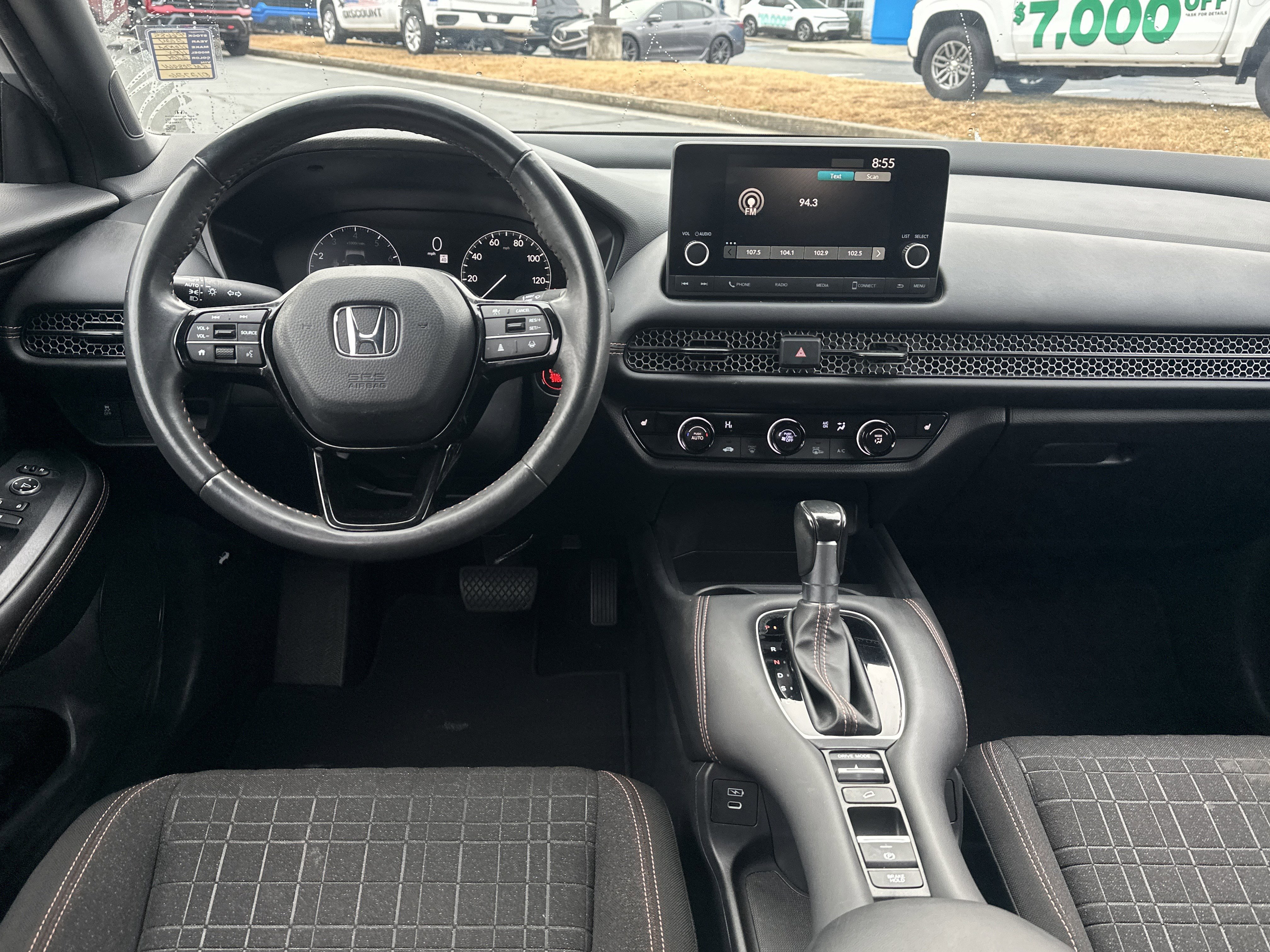 Used 2024 Honda HR-V Sport image 23