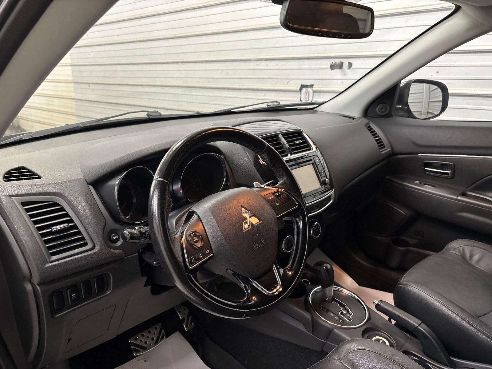 Used 2017 Mitsubishi Outlander Sport SEL AWD/4WD image 10