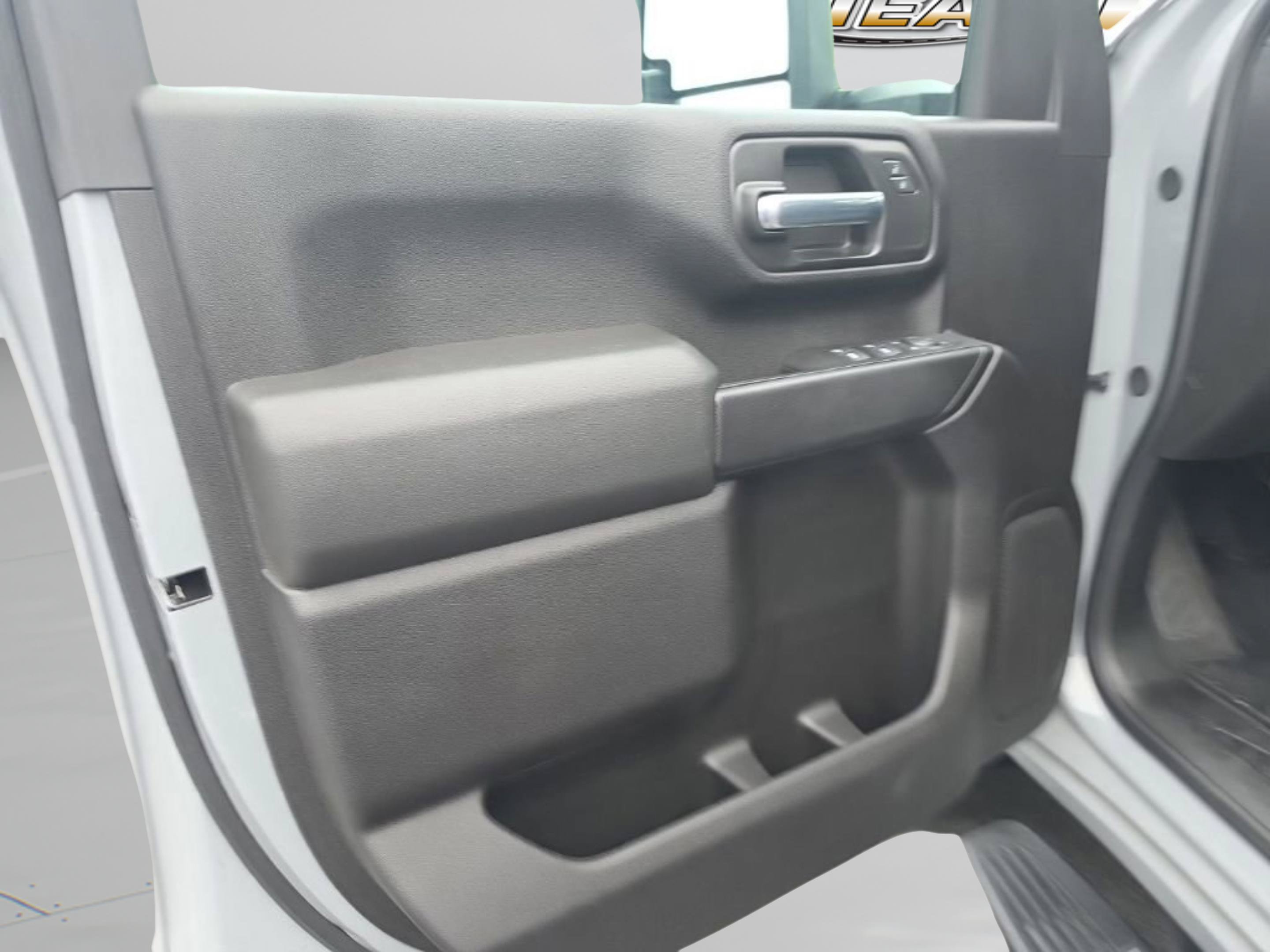 Used 2025 Chevrolet Silverado 2500 Custom w/ Custom Value Package AWD/4WD image 13