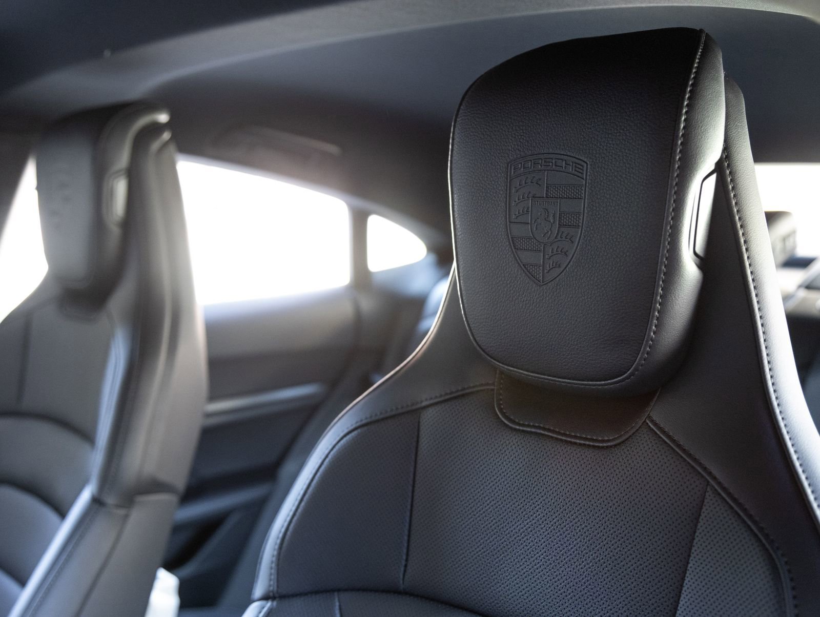 New 2026 Porsche Taycan image 24