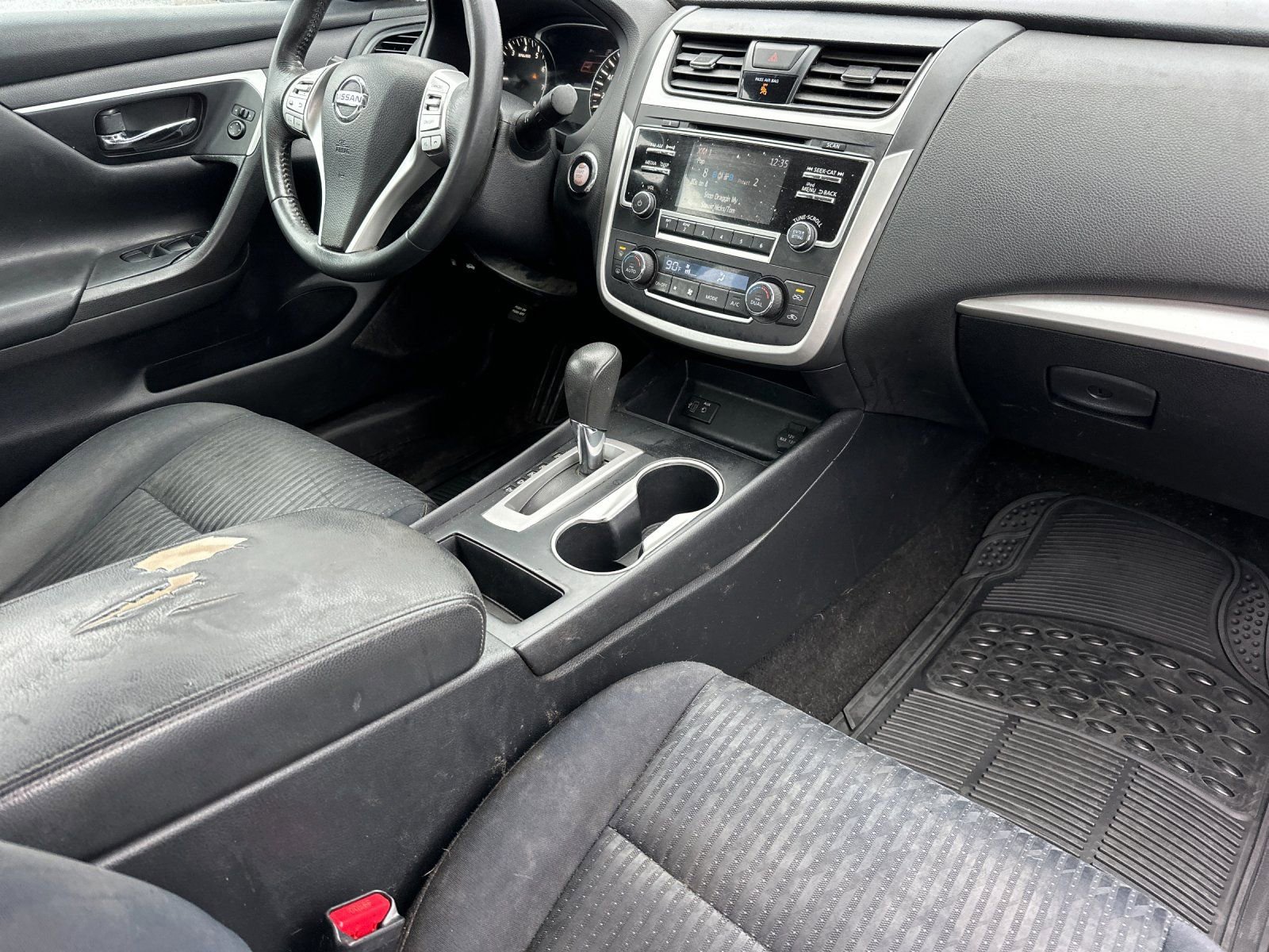 Used 2017 Nissan Altima 2.5 SV image 15