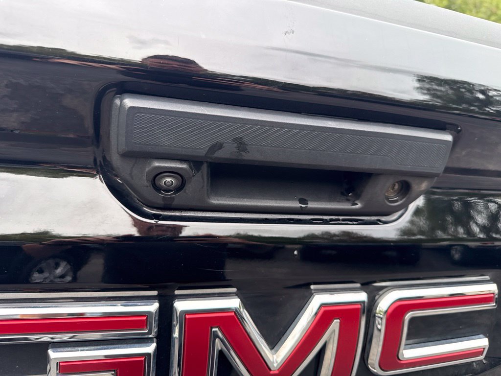 Used 2025 GMC Canyon AT4 w/ AT4X Package AWD/4WD image 16