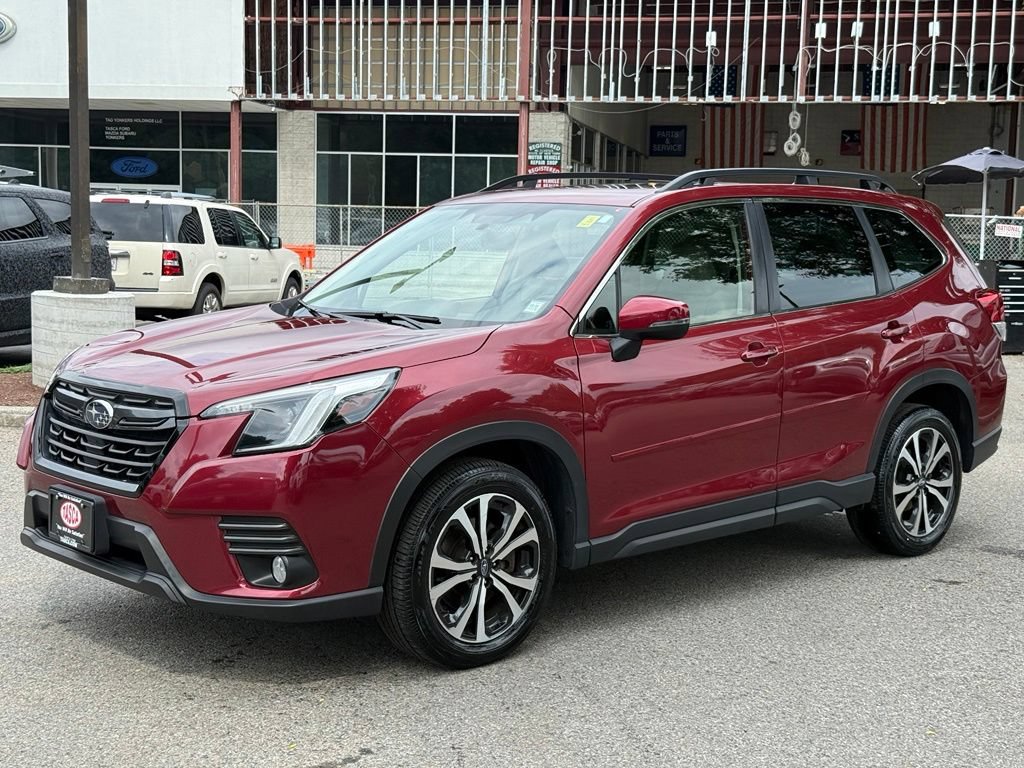 Certified 2023 Subaru Forester Limited AWD/4WD image 3