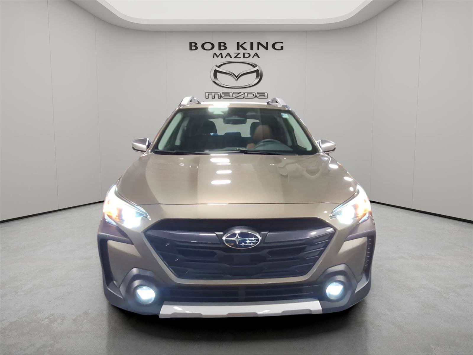 Used 2023 Subaru Outback Touring image 8