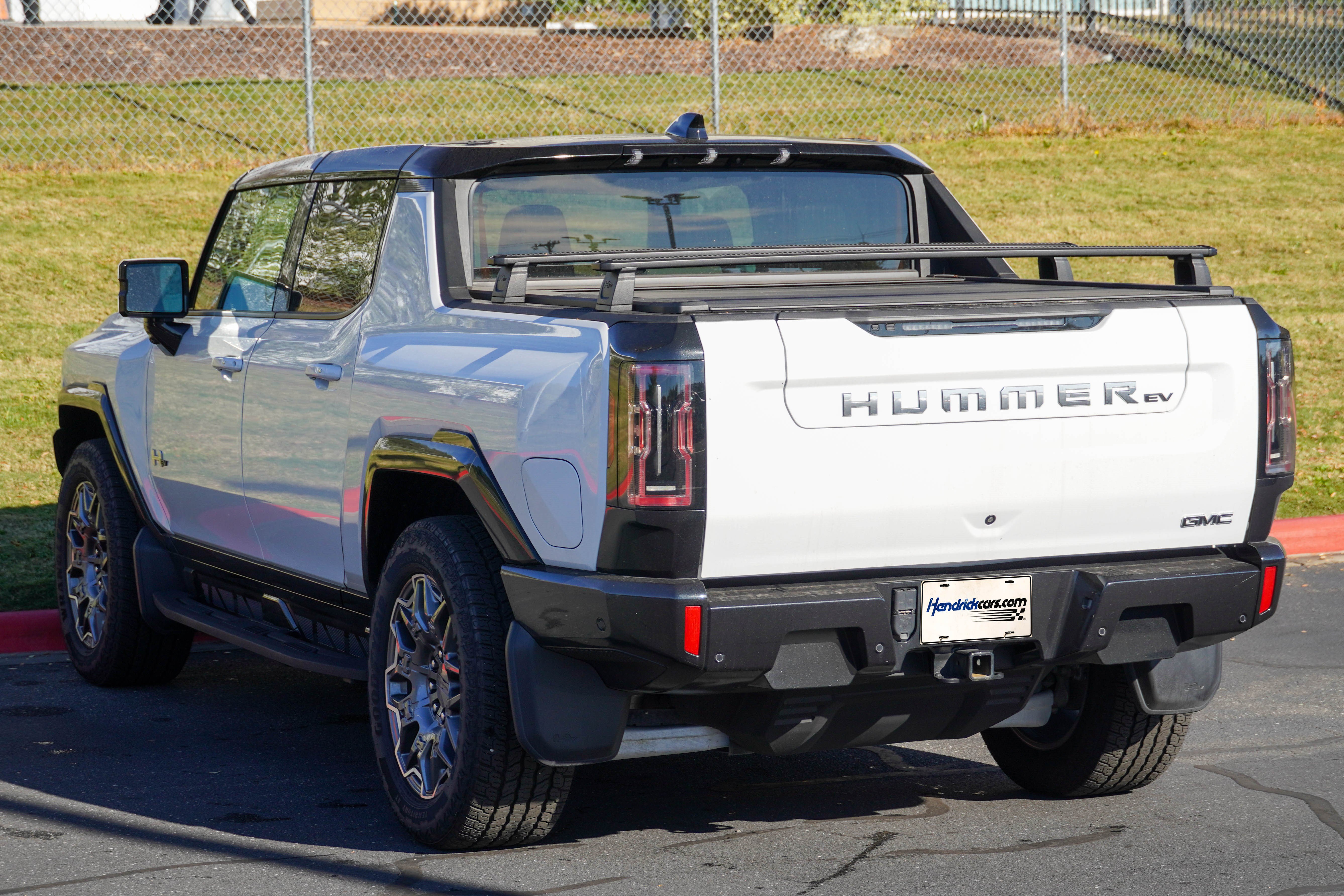 Used 2024 GMC Hummer EV 3X AWD/4WD image 7