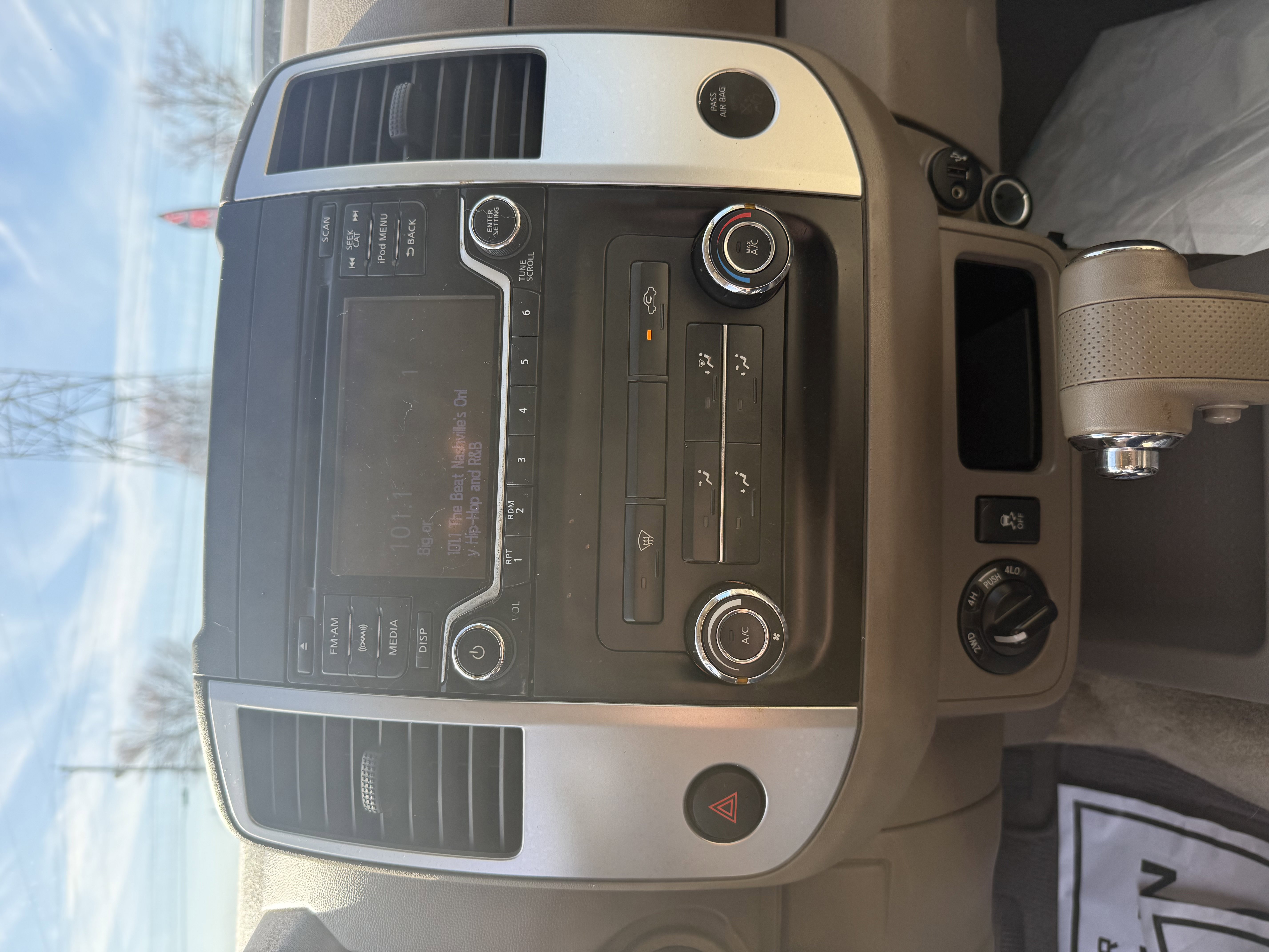 Used 2018 Nissan Frontier SV AWD/4WD image 14
