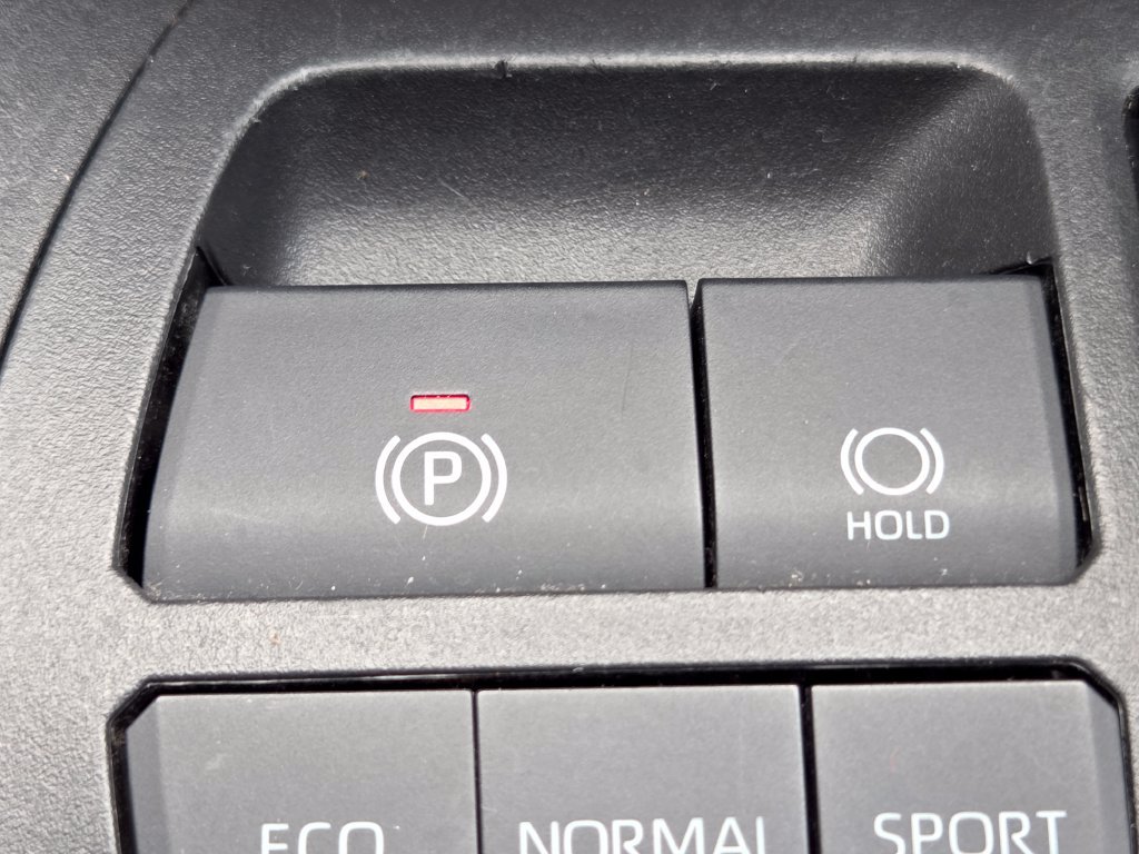 Used 2023 Toyota RAV4 Adventure AWD/4WD image 6