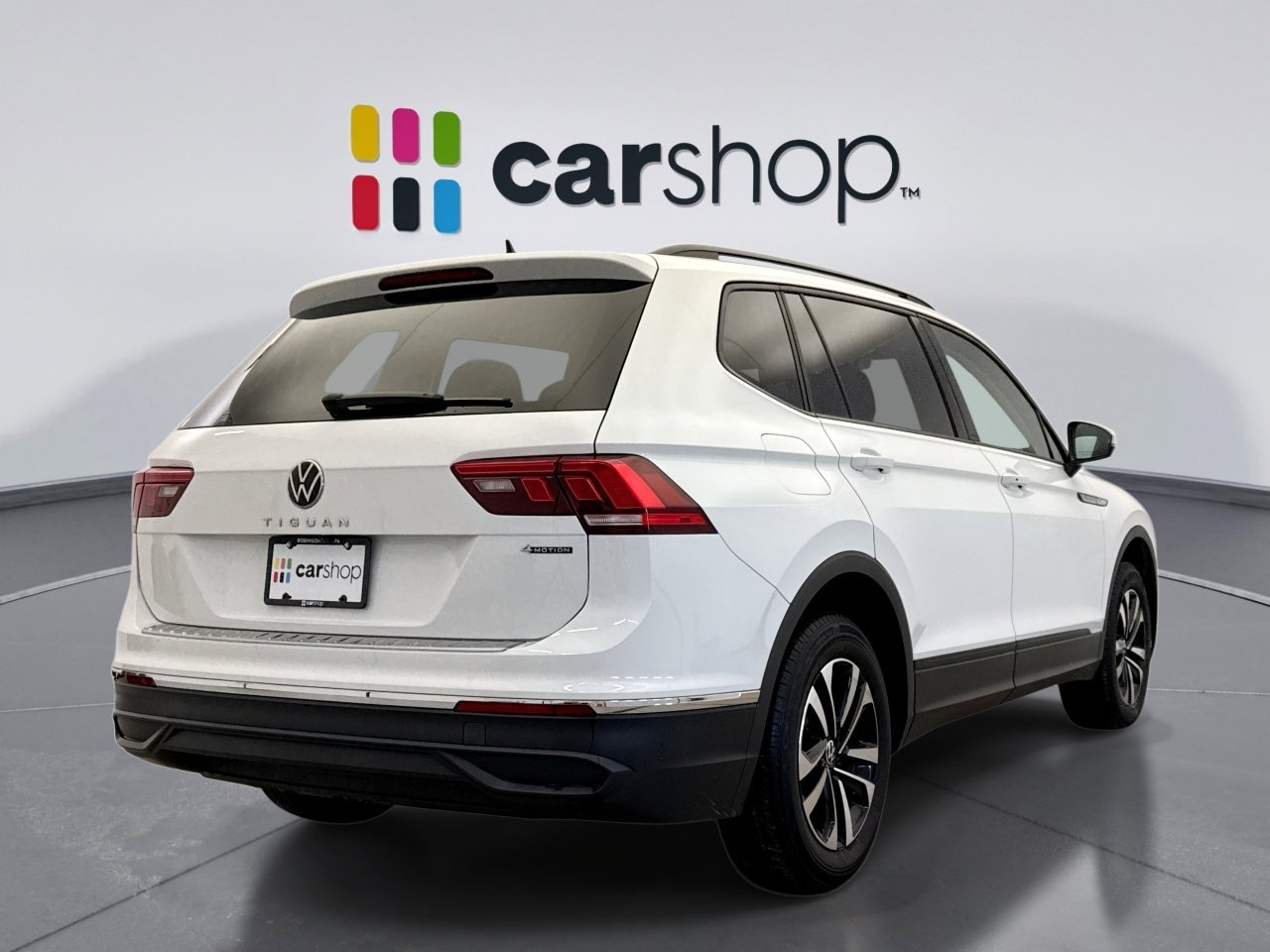 Used 2024 Volkswagen Tiguan S image 5