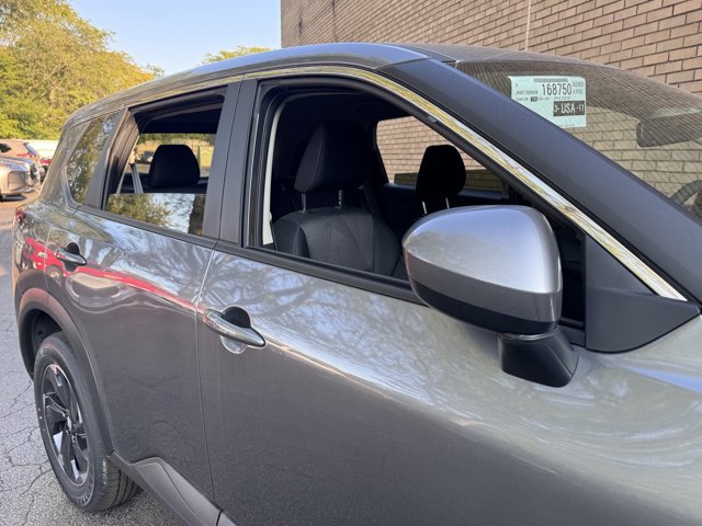 New 2025 Nissan Rogue SV image 7