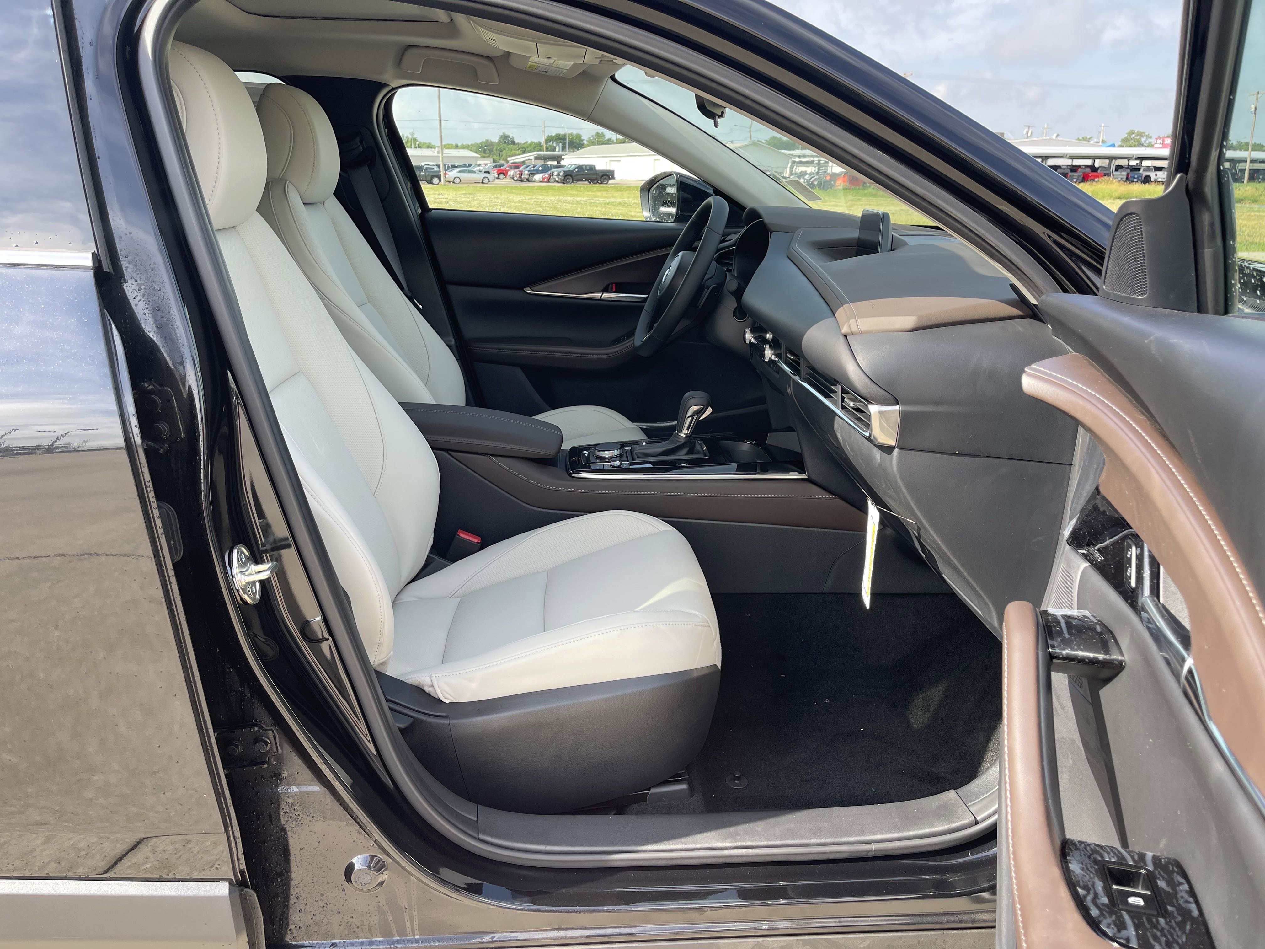 New 2025 MAZDA CX-30 AWD 2.5 S w/ Premium Package image 10