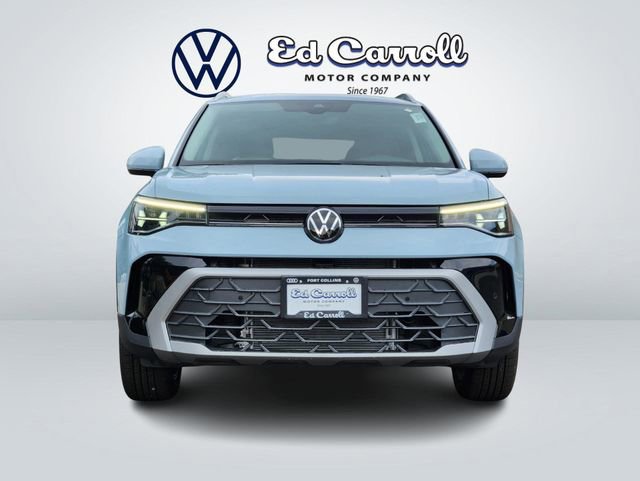 New 2025 Volkswagen Taos SE image 3