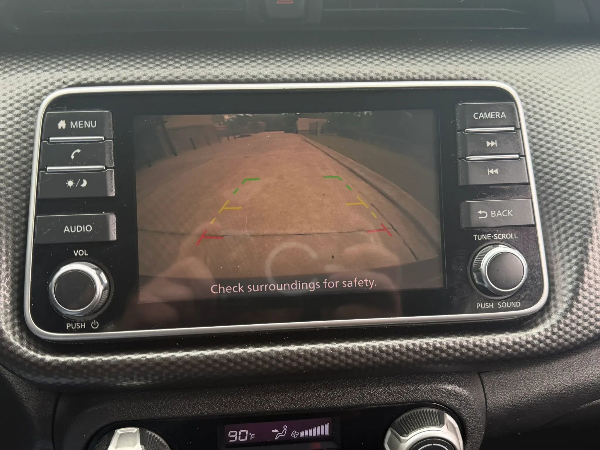 Used 2019 Nissan Kicks SV FWD image 21