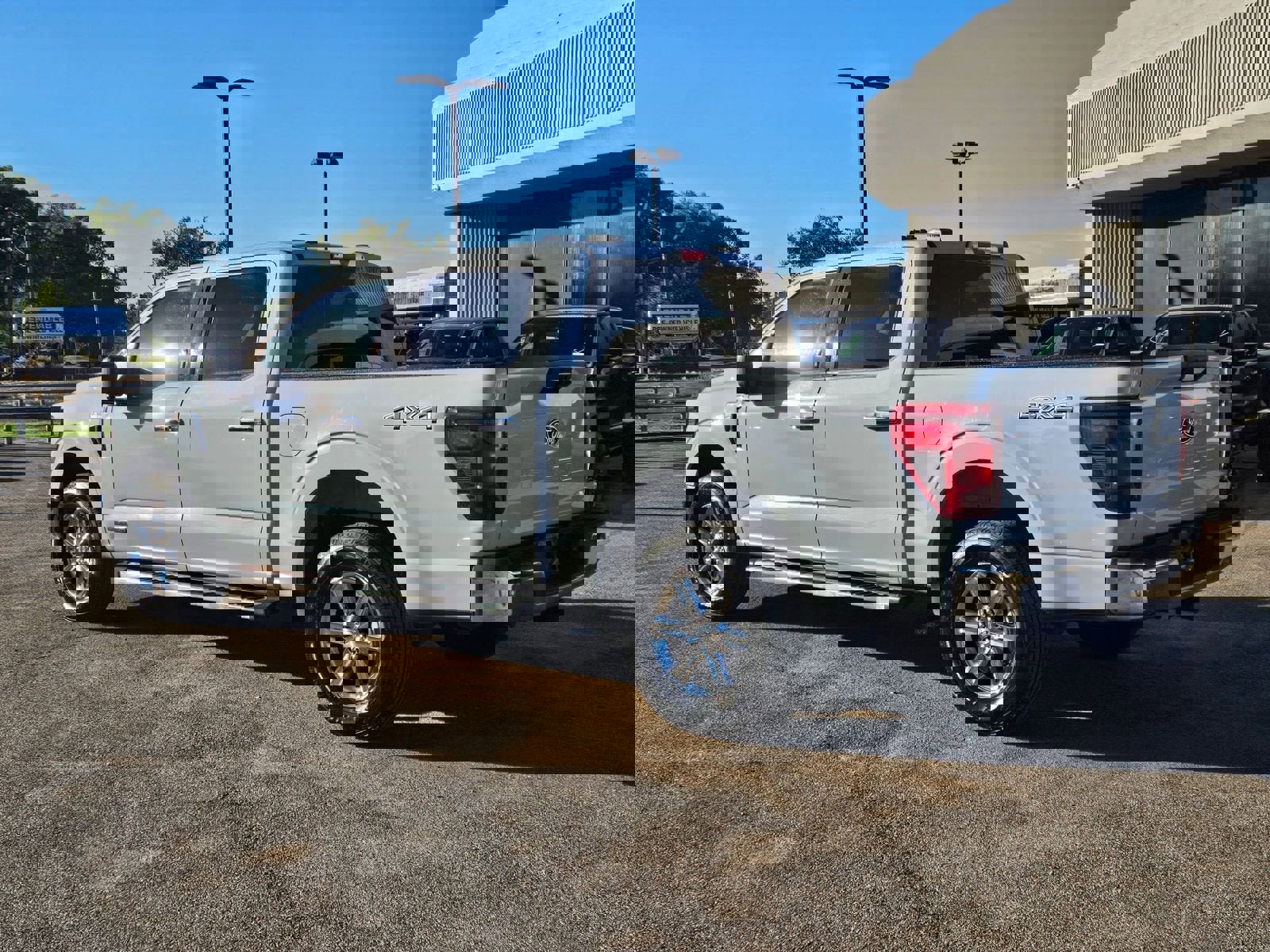 Used 2024 Ford F150 XLT w/ Mobile Office Package image 33