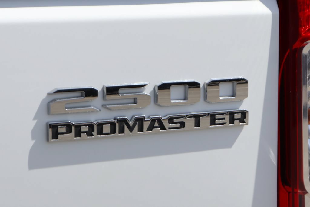 Used 2025 RAM ProMaster 2500 w/ U-Haul Equipment Group FWD image 45