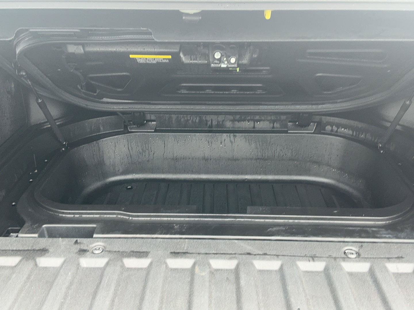 Certified 2025 Hyundai Santa Cruz Limited AWD/4WD image 10
