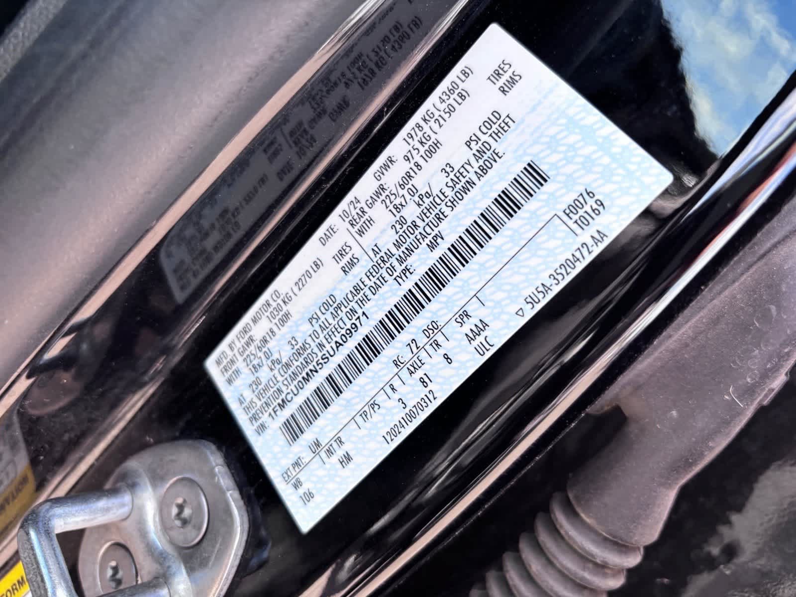 Used 2025 Ford Escape ST-Line FWD image 26
