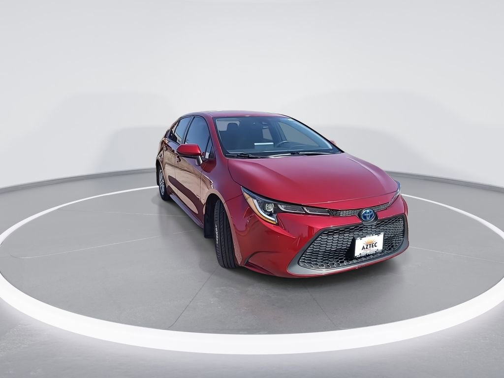 Used 2022 Toyota Corolla LE image 2