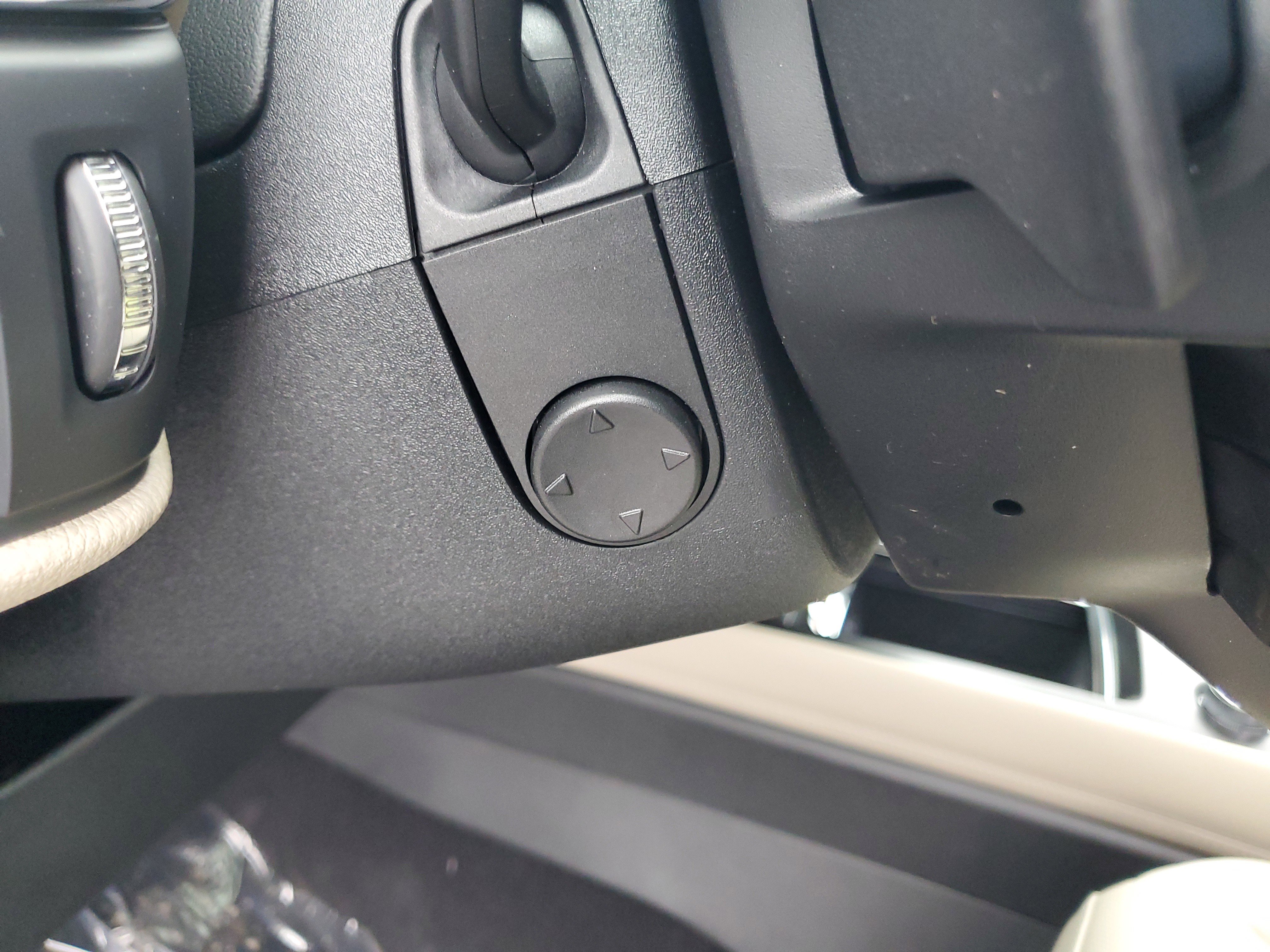 New 2026 Lincoln Corsair Premiere image 15