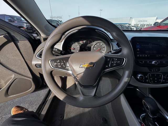 Used 2025 Chevrolet Malibu LT image 15