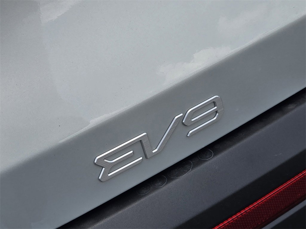 New 2026 Kia EV9 Light image 8