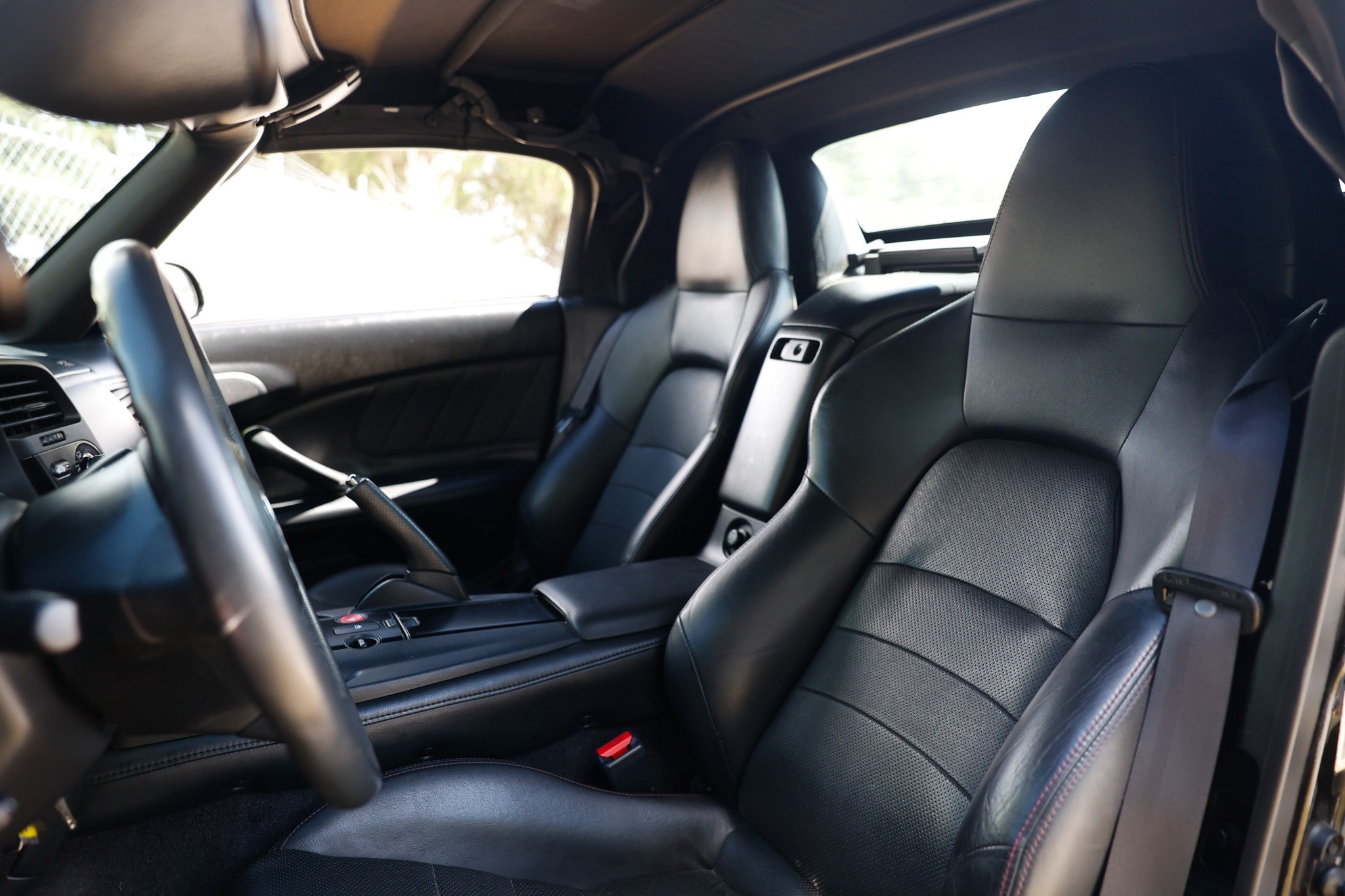 Used 2008 Honda S2000 image 10