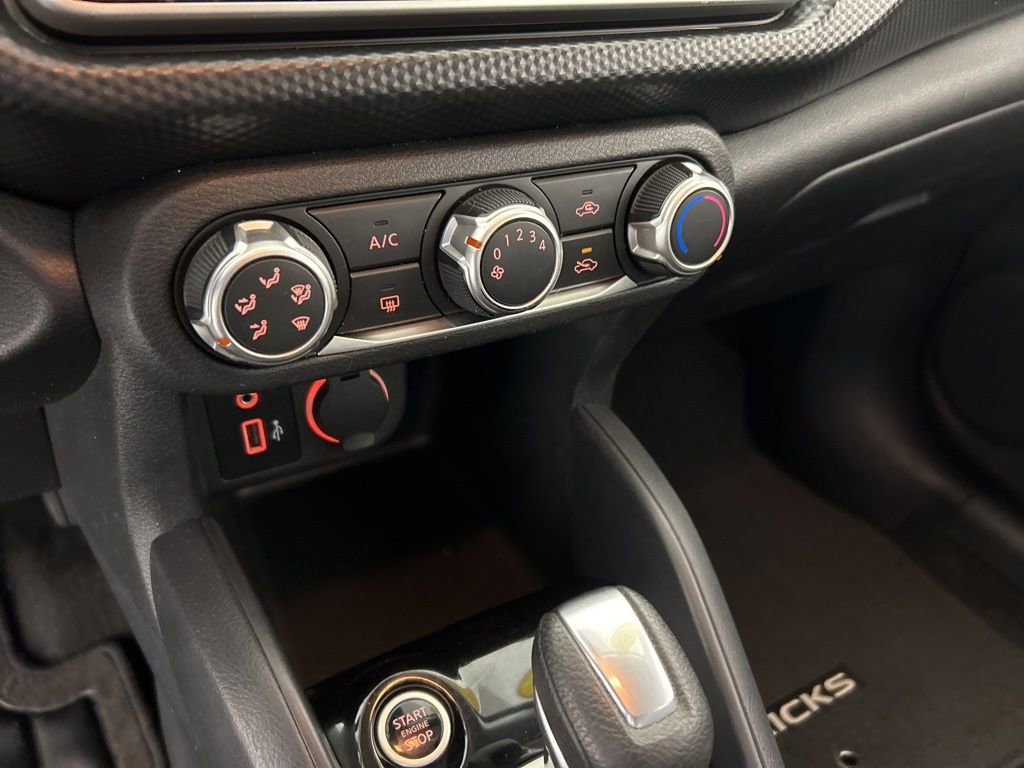 Used 2021 Nissan Kicks S image 22