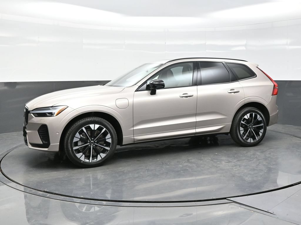 New 2026 Volvo XC60 T8 Plus w/ Protection Package Premier AWD/4WD image 3