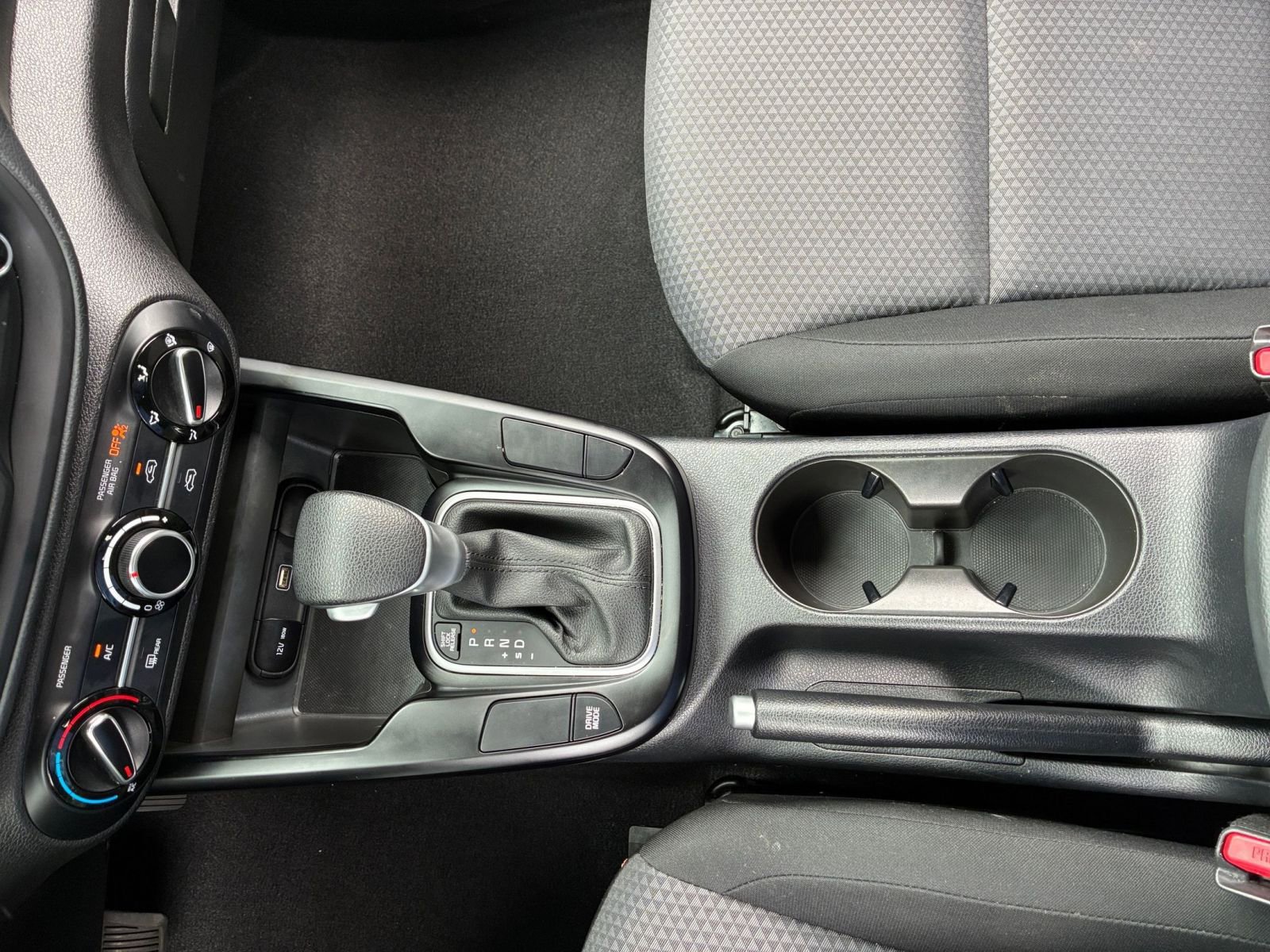 Used 2025 Kia Soul LX w/ LX Technology Package image 39