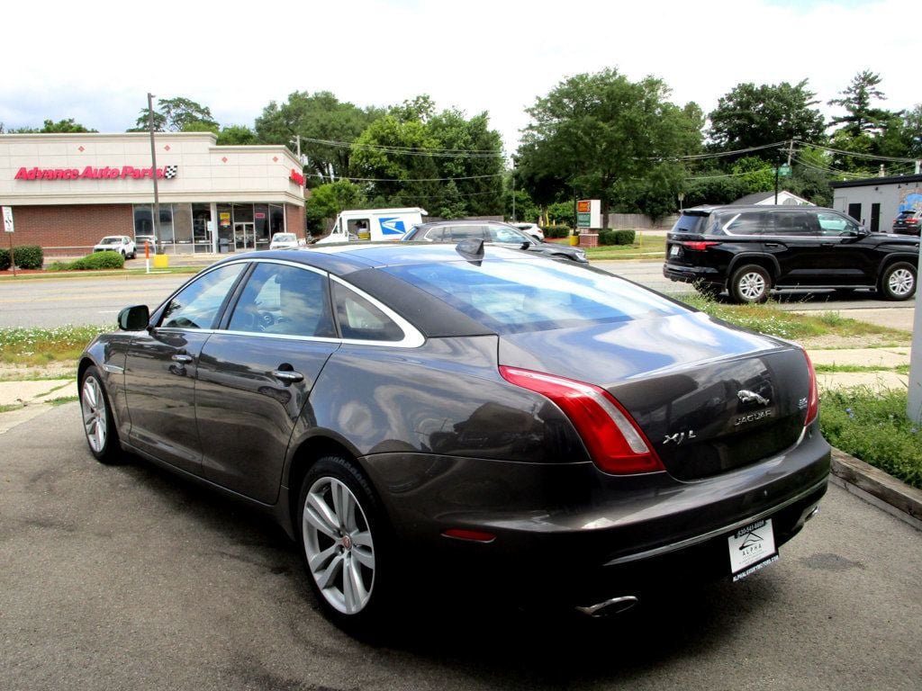 Used 2016 Jaguar XJ L Portfolio AWD/4WD image 10