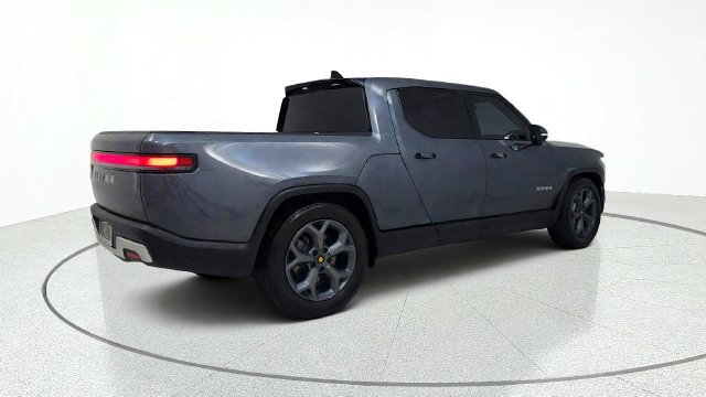 Used 2023 Rivian R1T Adventure Dual AWD/4WD image 8