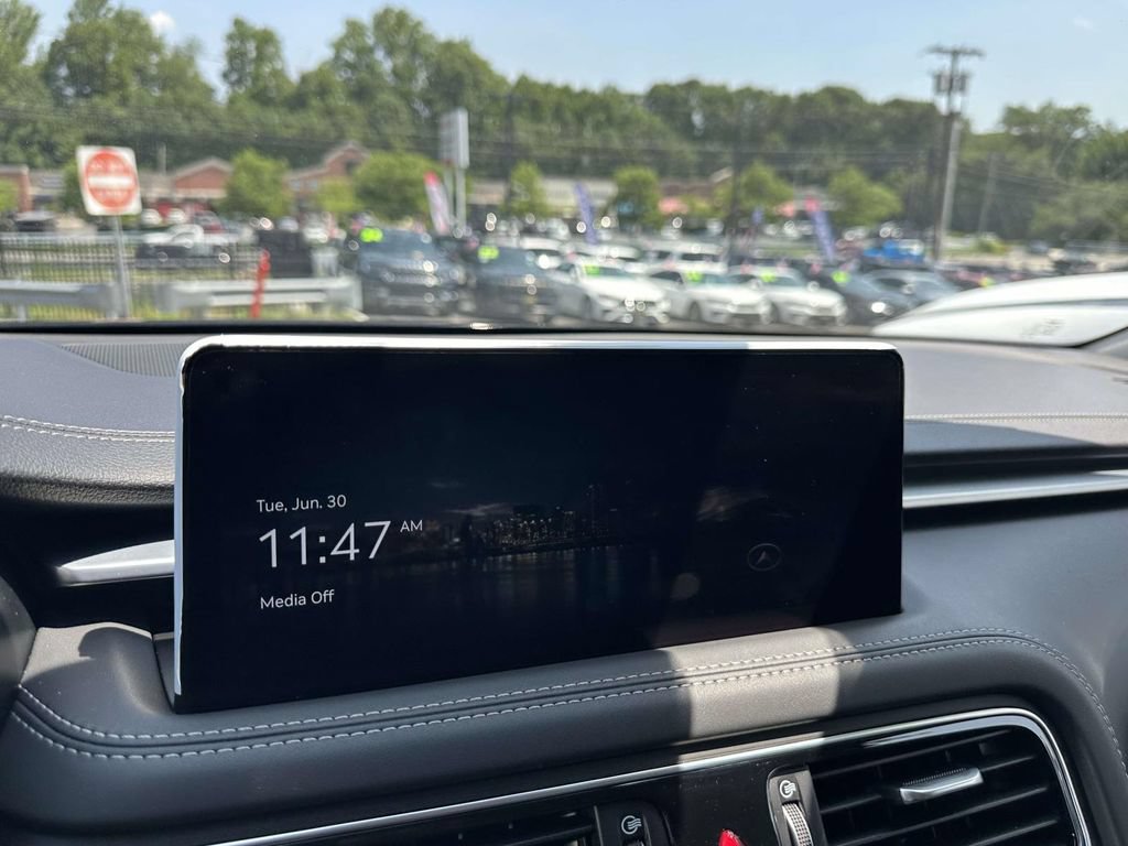 Used 2023 Genesis G70 3.3T AWD/4WD image 26
