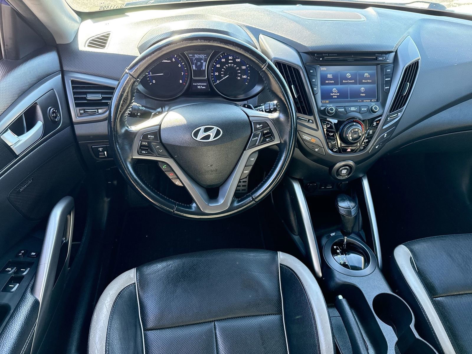 Used 2014 Hyundai Veloster Turbo image 15