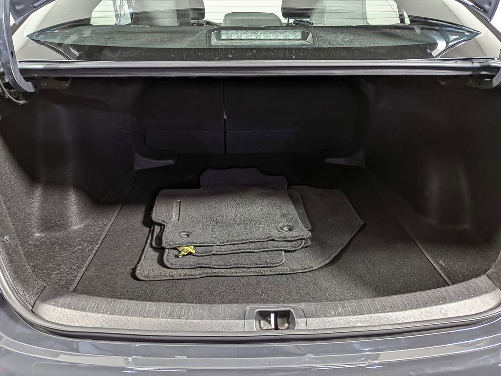 Used 2024 Toyota Corolla SE image 40