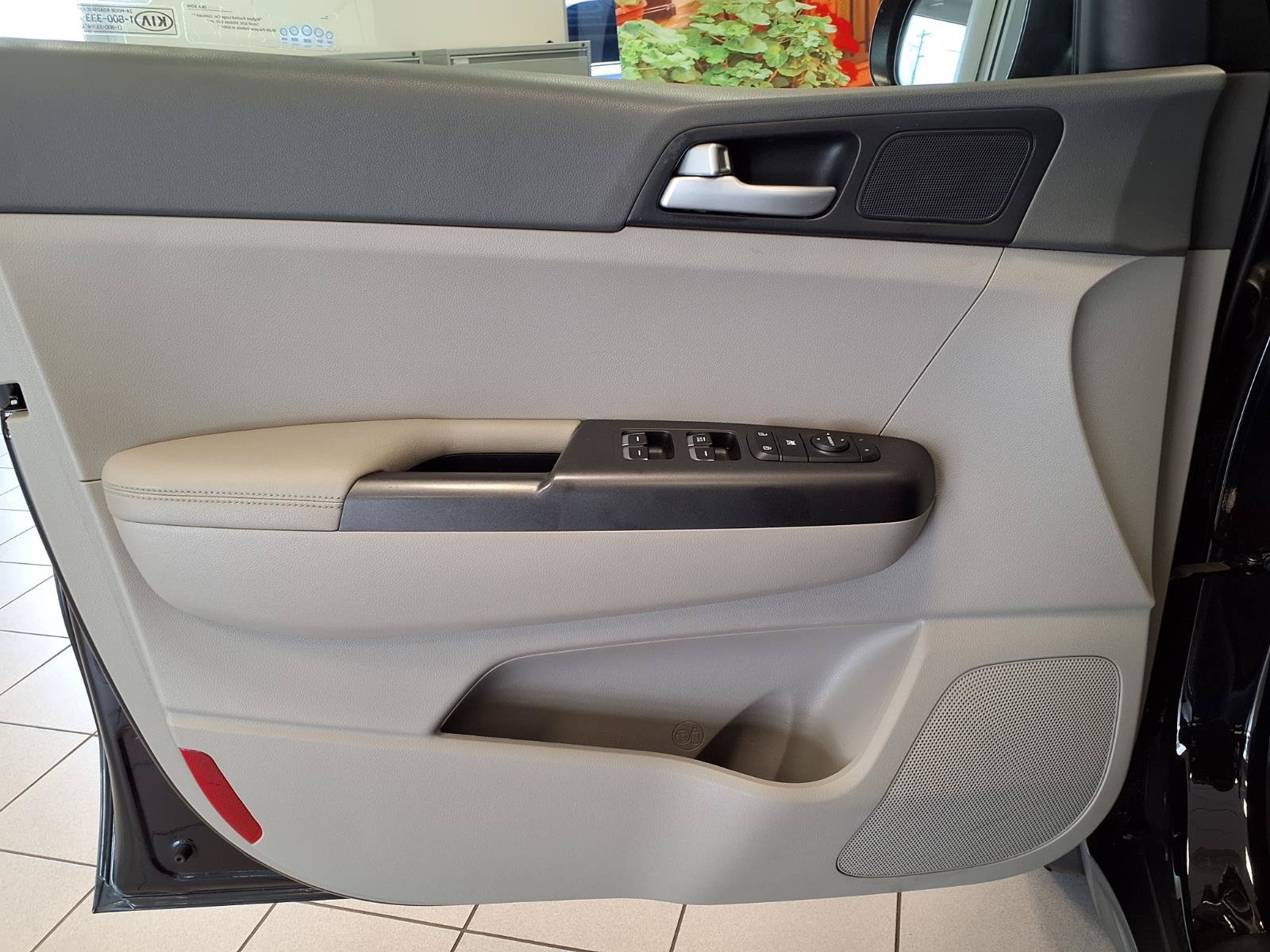 Used 2018 Kia Sportage LX FWD image 20