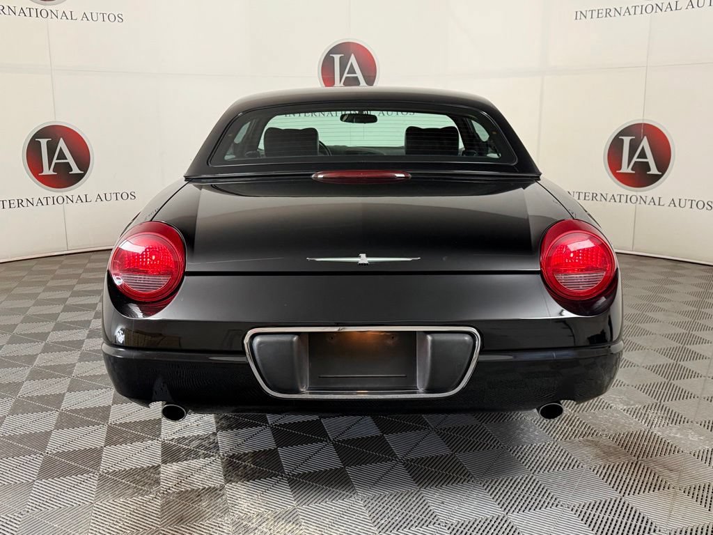Used 2002 Ford Thunderbird RWD image 8