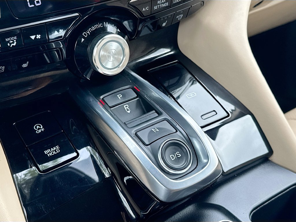Used 2024 Acura MDX w/ Technology Package FWD image 18