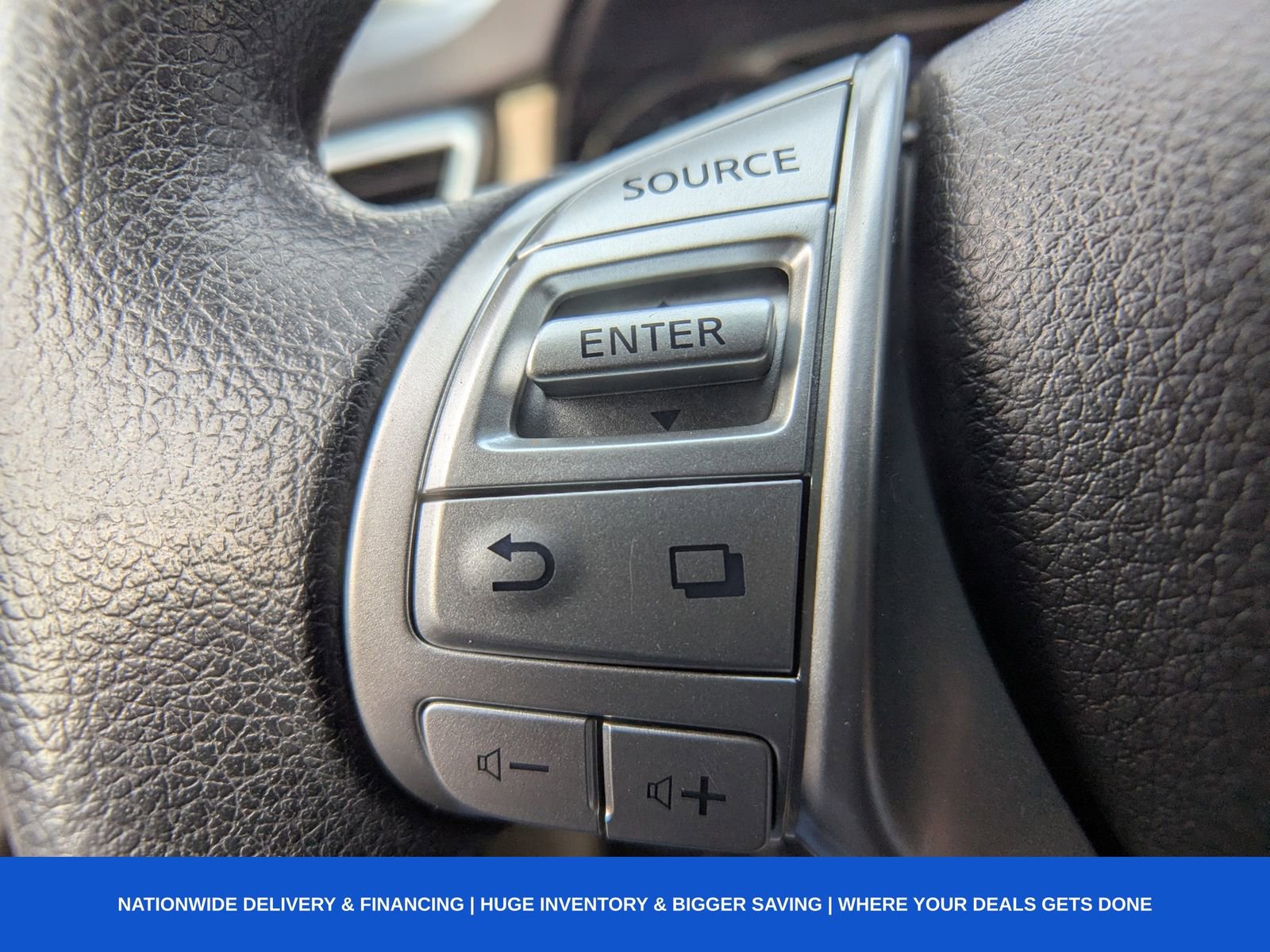 Used 2016 Nissan Rogue SV w/ SV Premium Package image 34