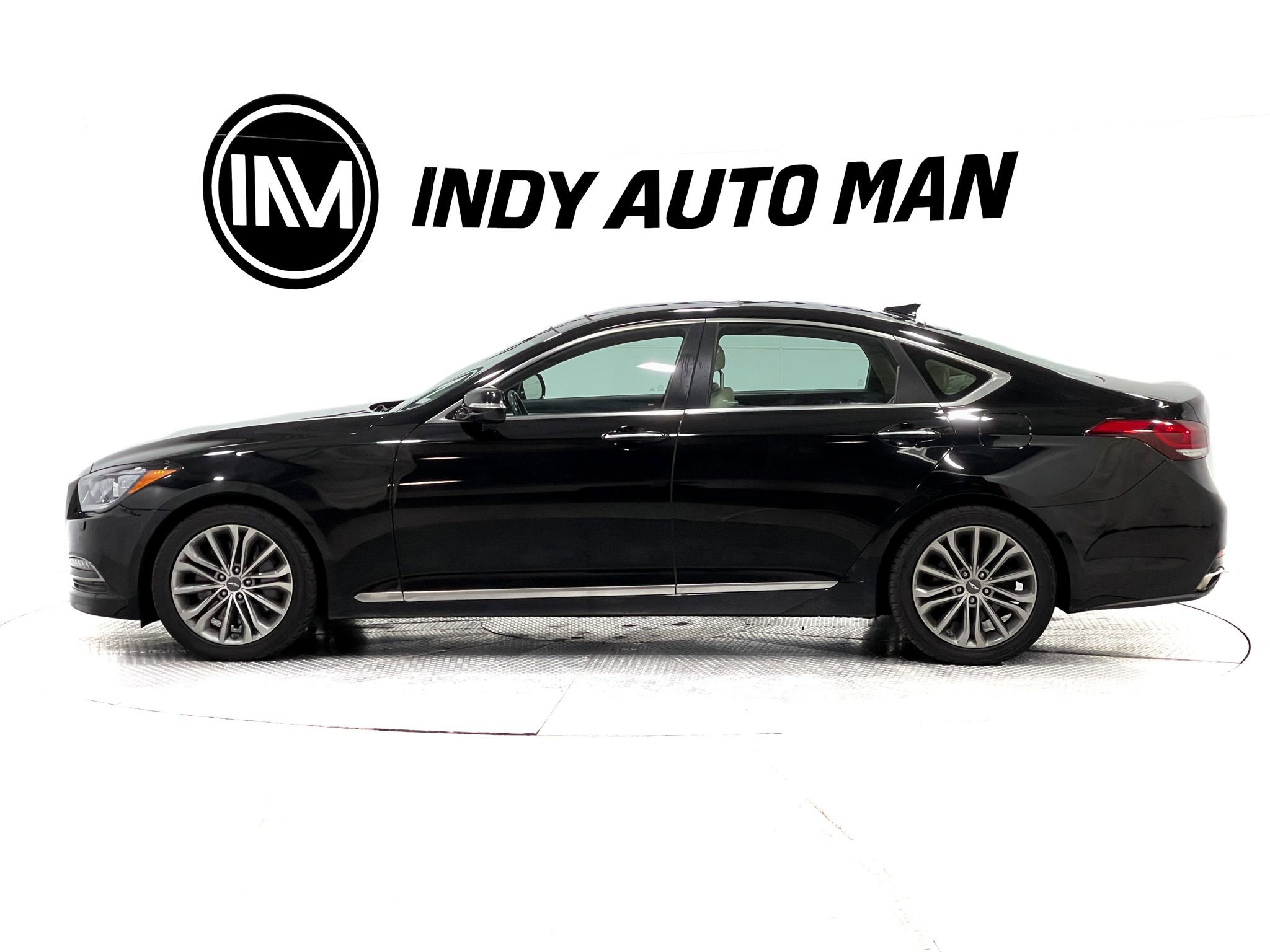 Used 2017 Genesis G80 3.8 w/ Option Group 03 image 7