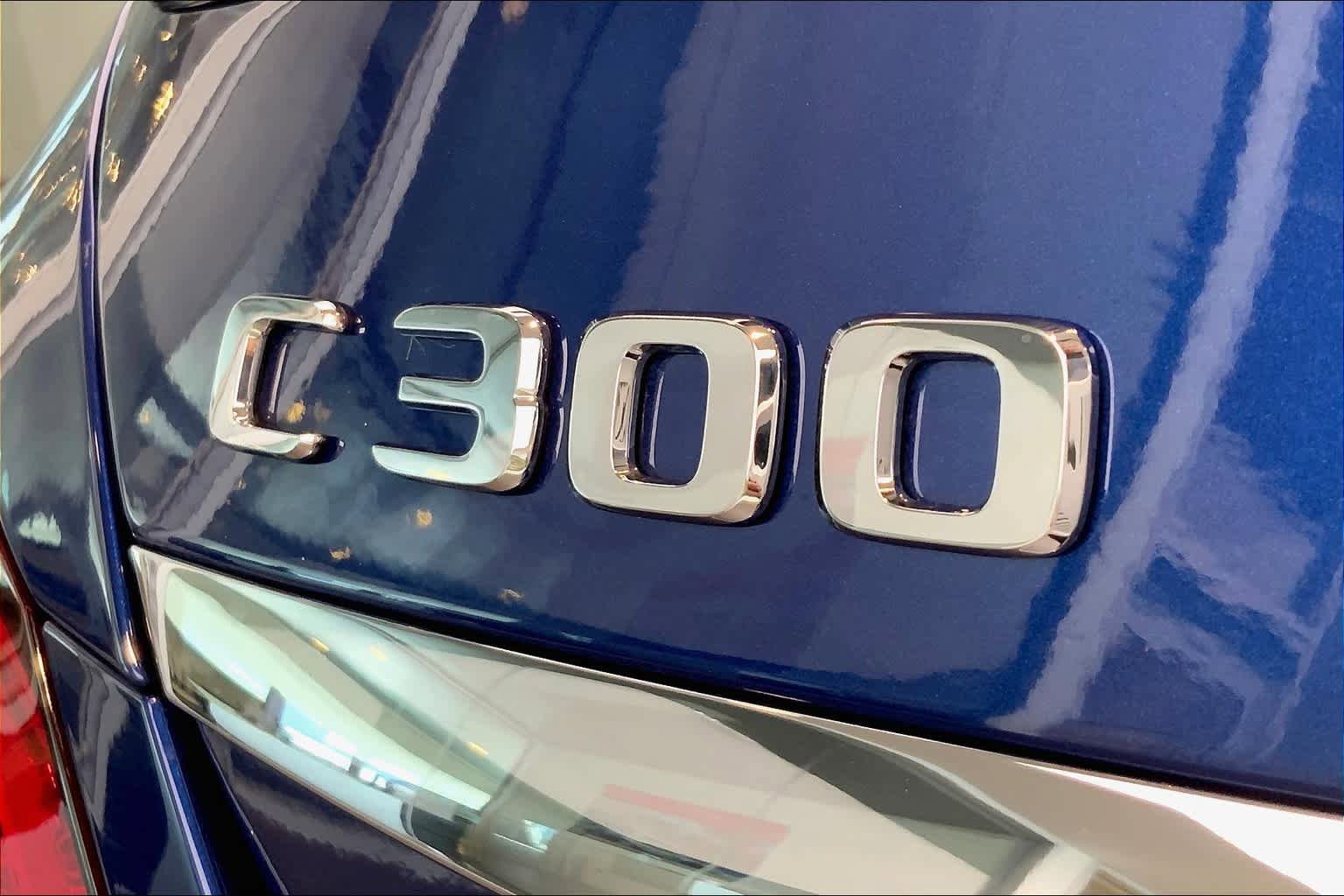 Used 2019 Mercedes-Benz C 300 Sedan image 32
