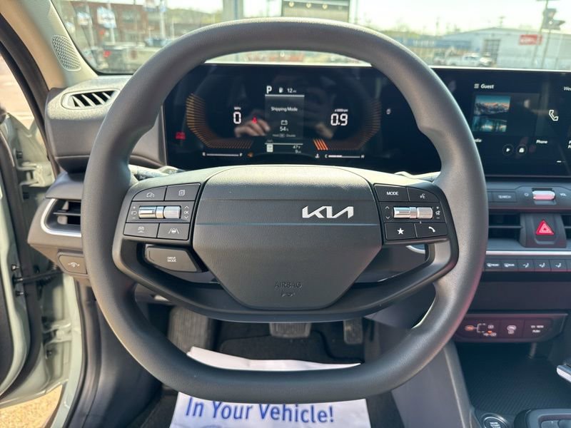 New 2026 Kia K4 LXS image 23