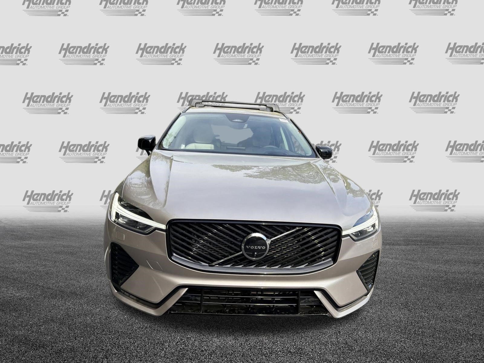 New 2026 Volvo XC60 B5 Ultra w/ Protection Package Premier image 3