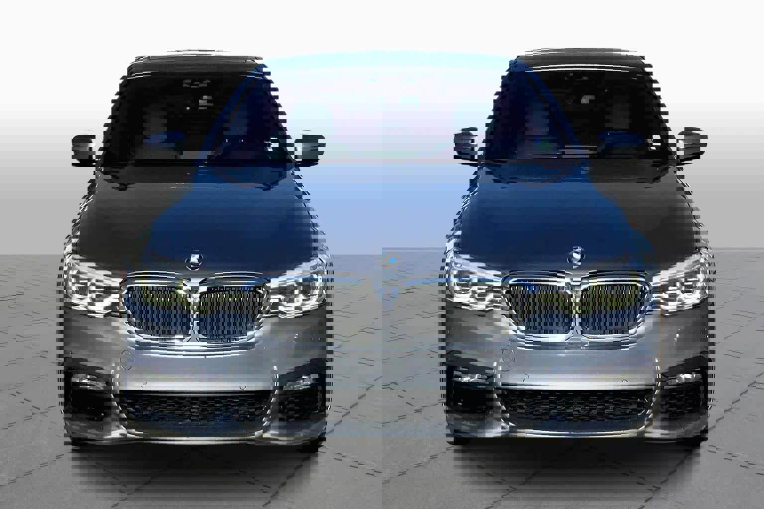 Used 2018 BMW 540i xDrive w/ M Sport Package image 3